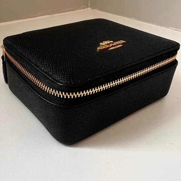 COACH Leather Jewelry Box & Earrings - Picture 4 of 4